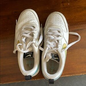 Nike White and Yellow Sneakers with Breathable Mesh